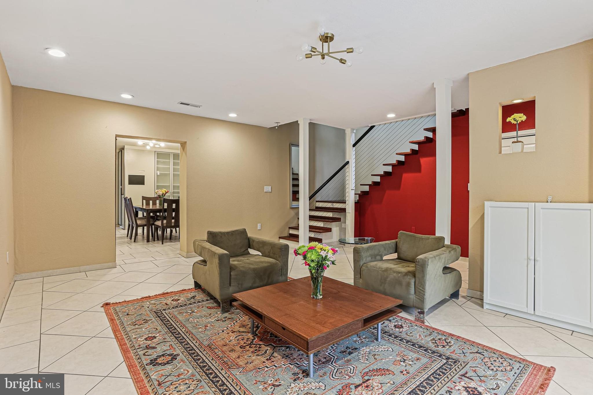 LUTHERVILLE HEIGHTS - Residential