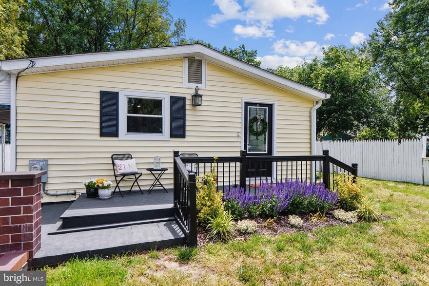 This charming fully updated  home in the desirable Homewood community is a must see!  More spacious than it appears, with a gourmet kitchen and stainless steal appliances, as well as a separate full kitchen in the basement. Ideal for in-law suite /  Au pair . Entertain in the huge, flat rear yard. Walk to downtown Annapolis and the Navy stadium. This is the perfect home to rent for Navy graduation  and other Annapolis events.