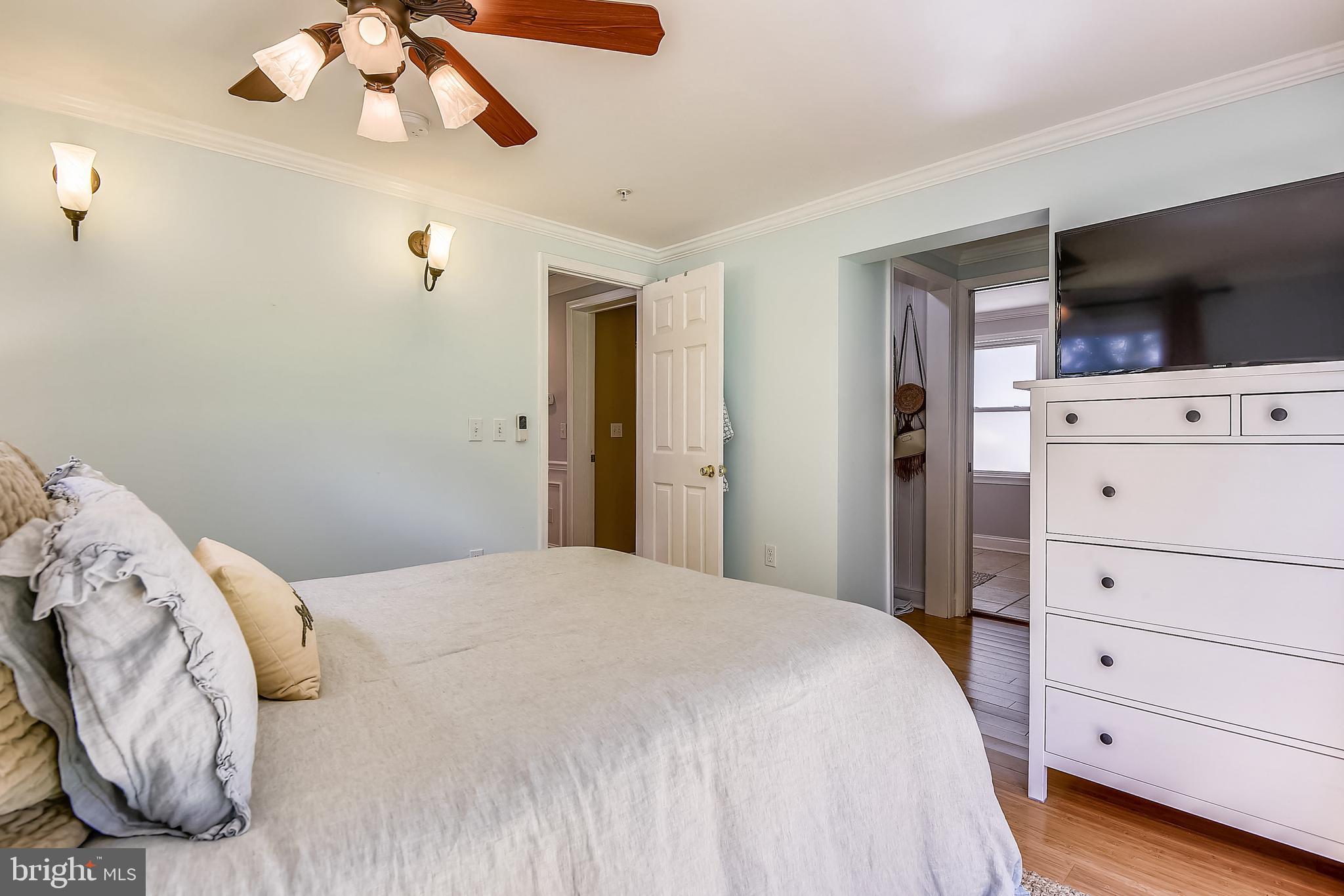 HOMEWOOD - Residential