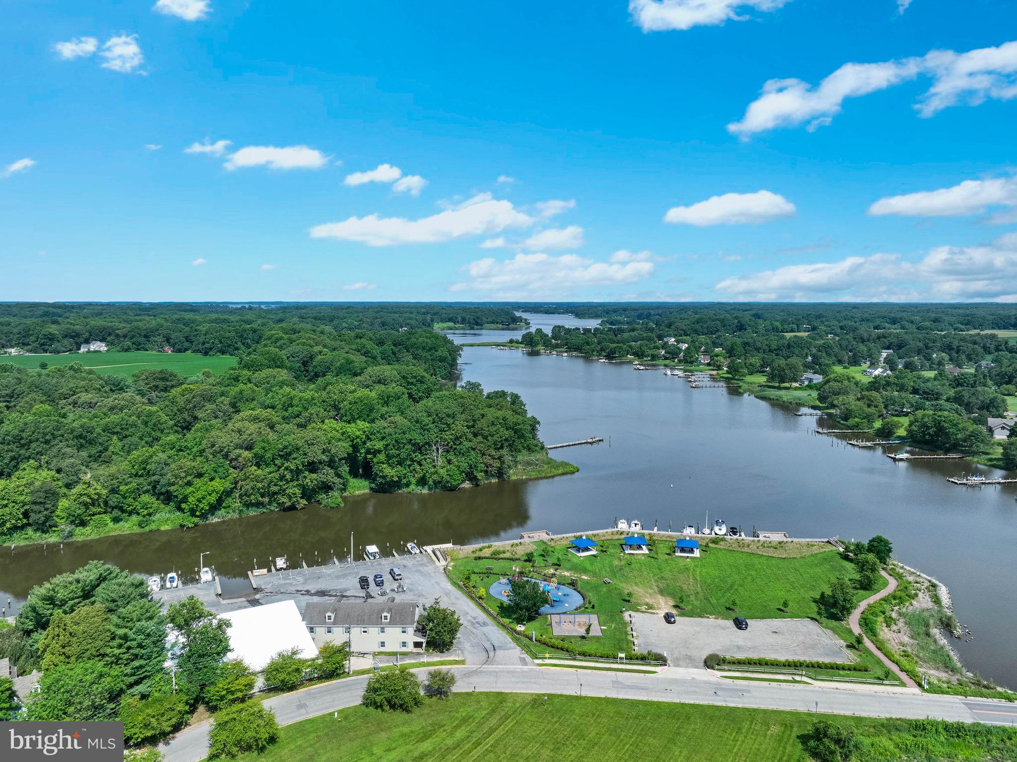 SYMPHONY VILLAGE AT CENTREVILLE - Residential