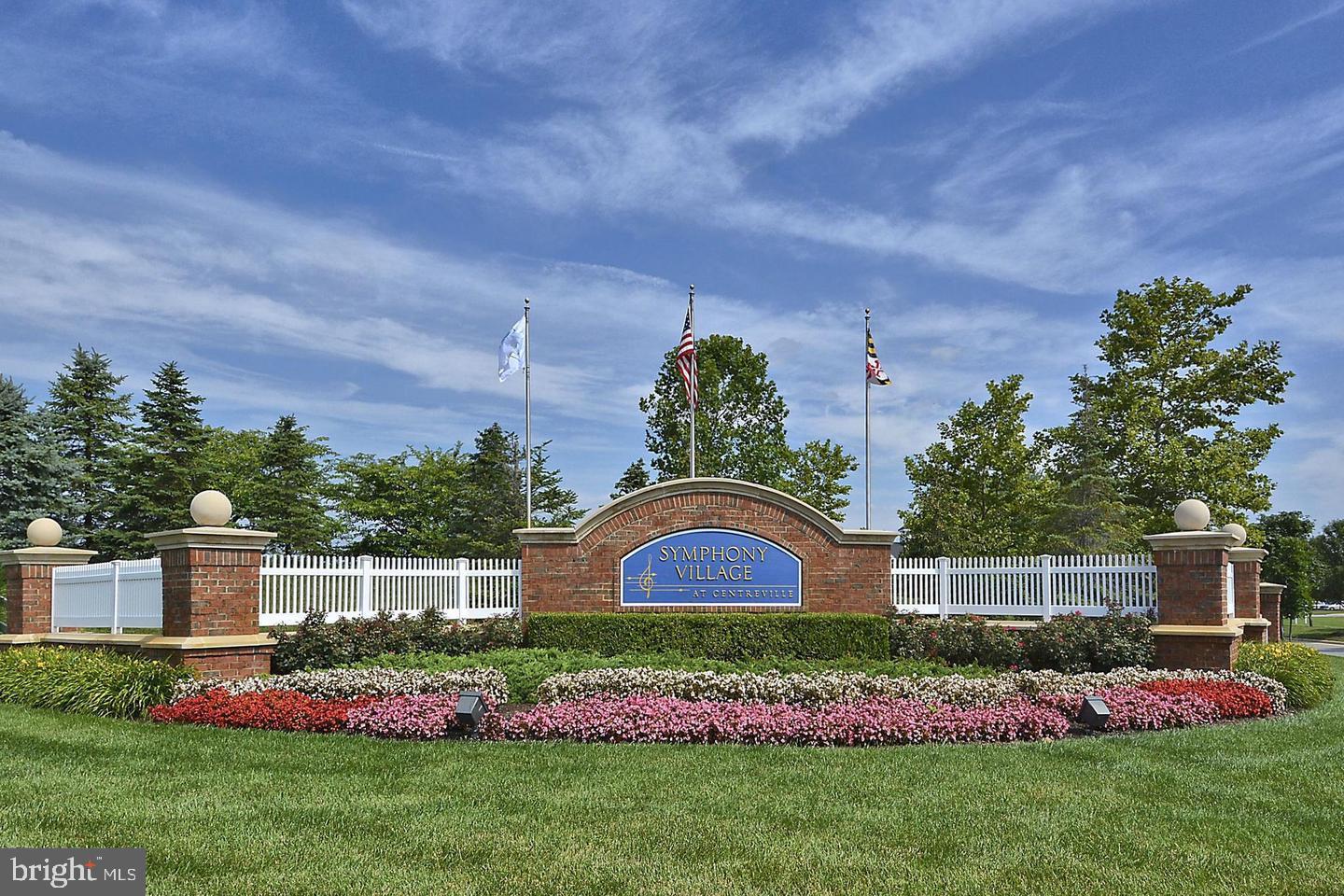 SYMPHONY VILLAGE AT CENTREVILLE - Residential