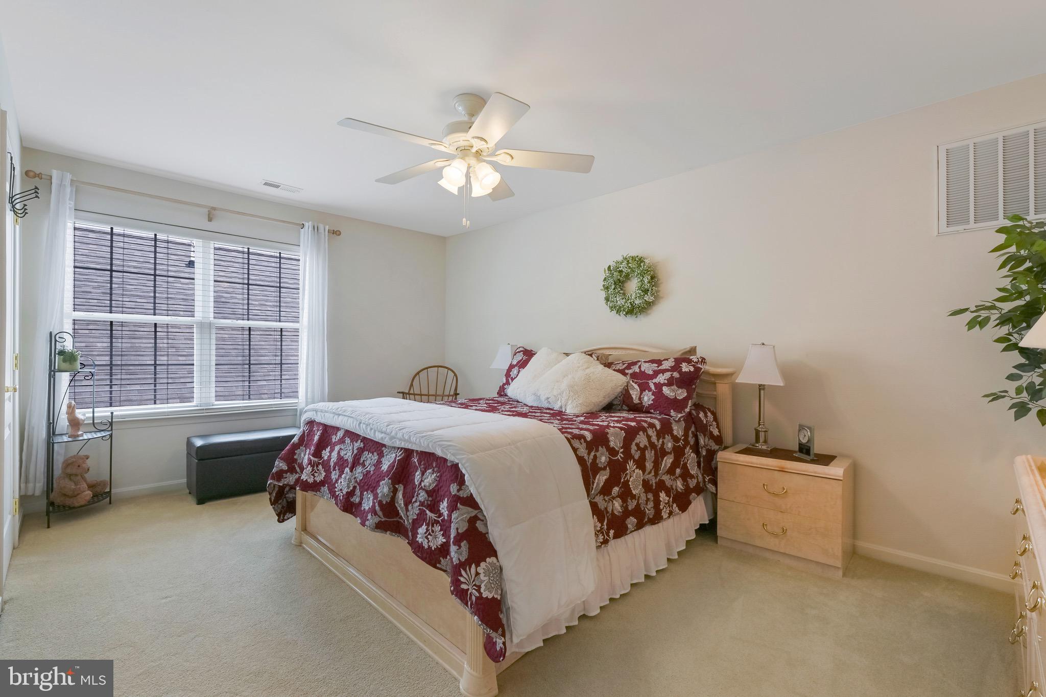 SYMPHONY VILLAGE AT CENTREVILLE - Residential