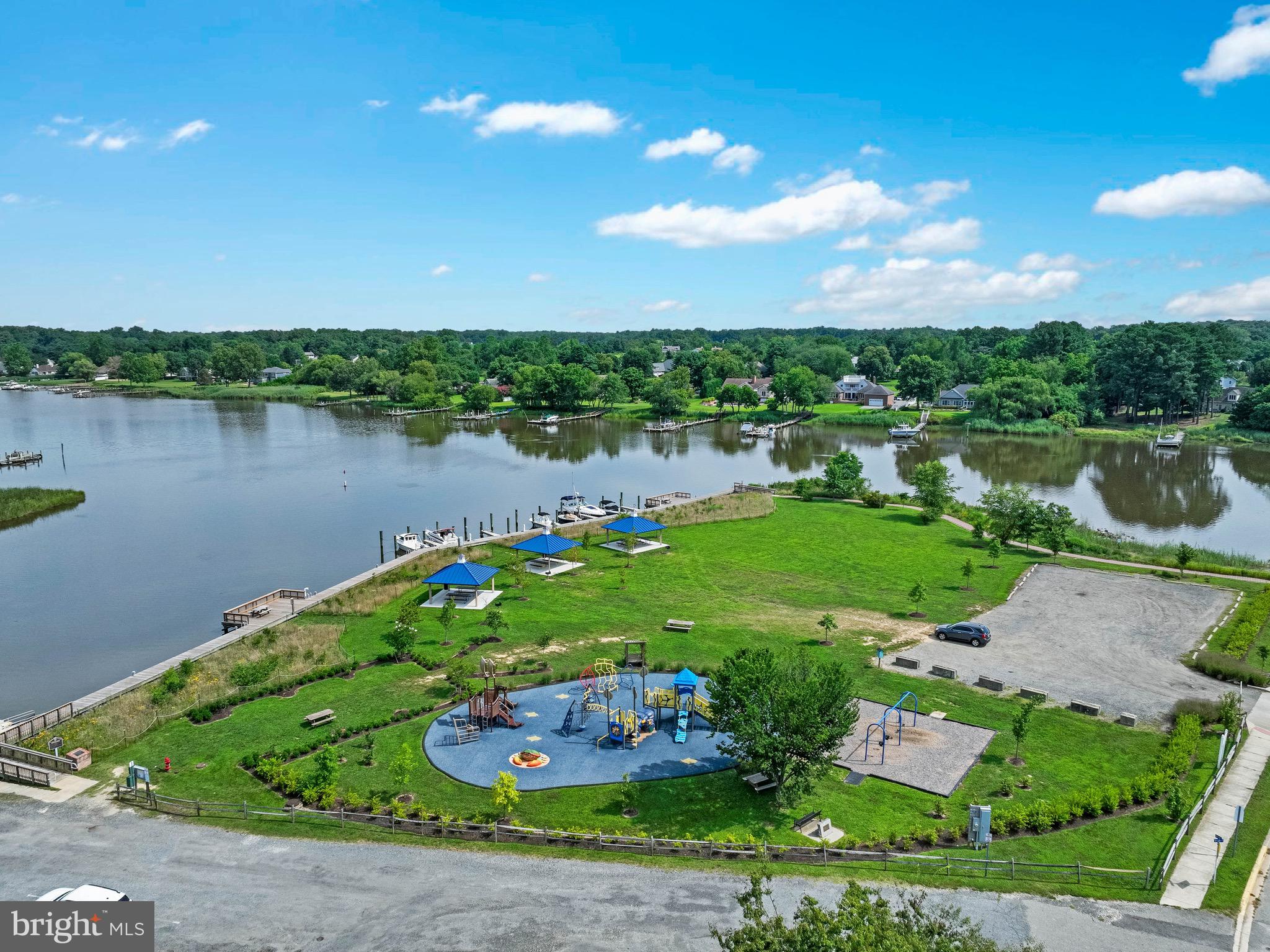 SYMPHONY VILLAGE AT CENTREVILLE - Residential