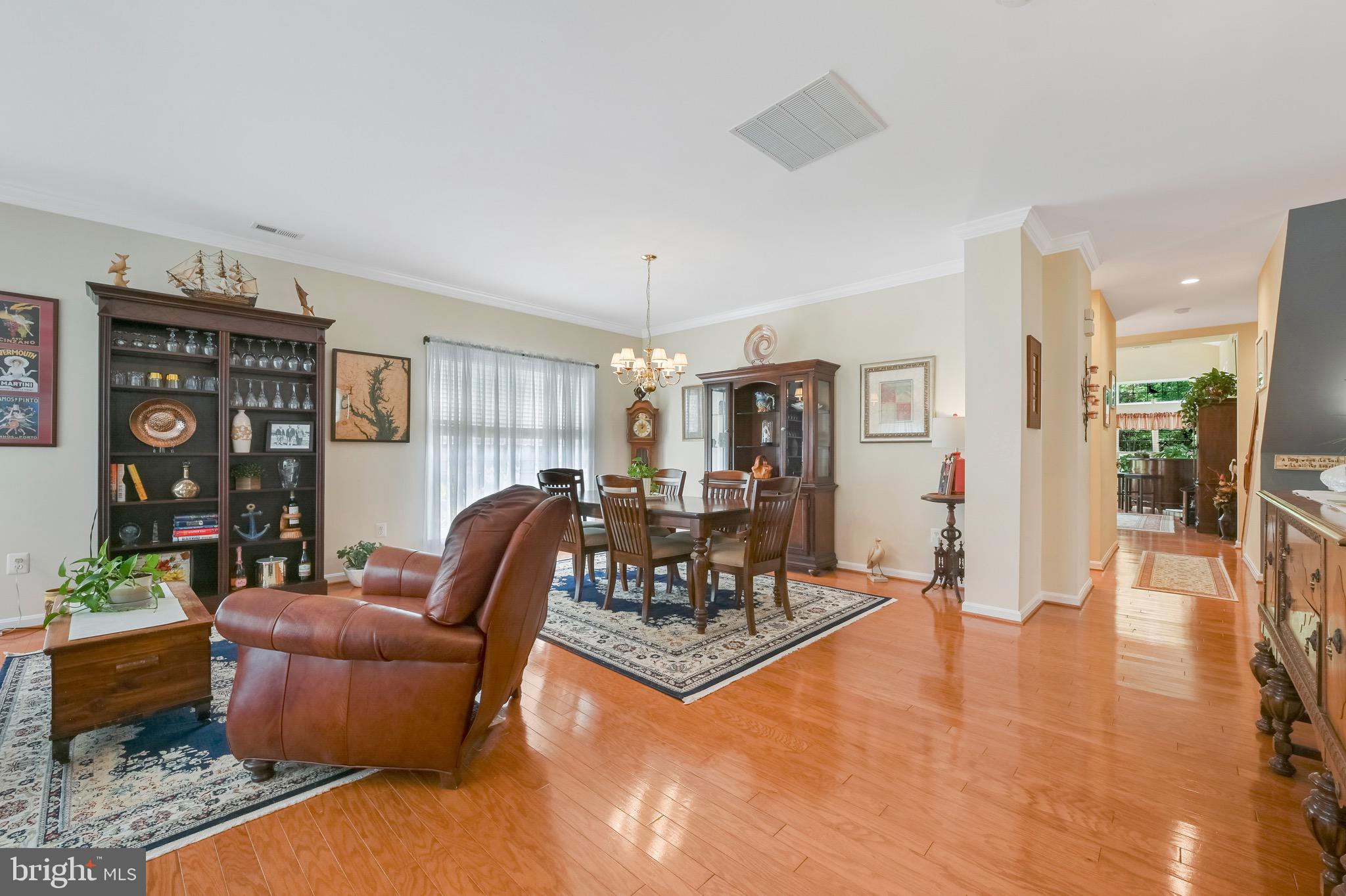 SYMPHONY VILLAGE AT CENTREVILLE - Residential