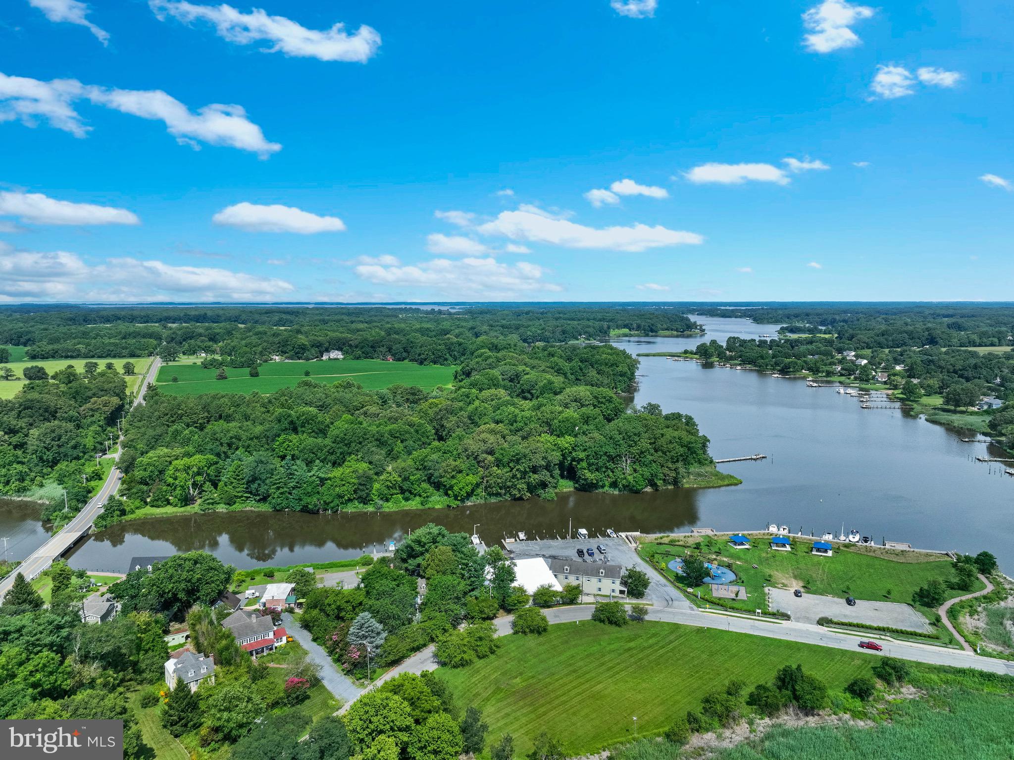 SYMPHONY VILLAGE AT CENTREVILLE - Residential