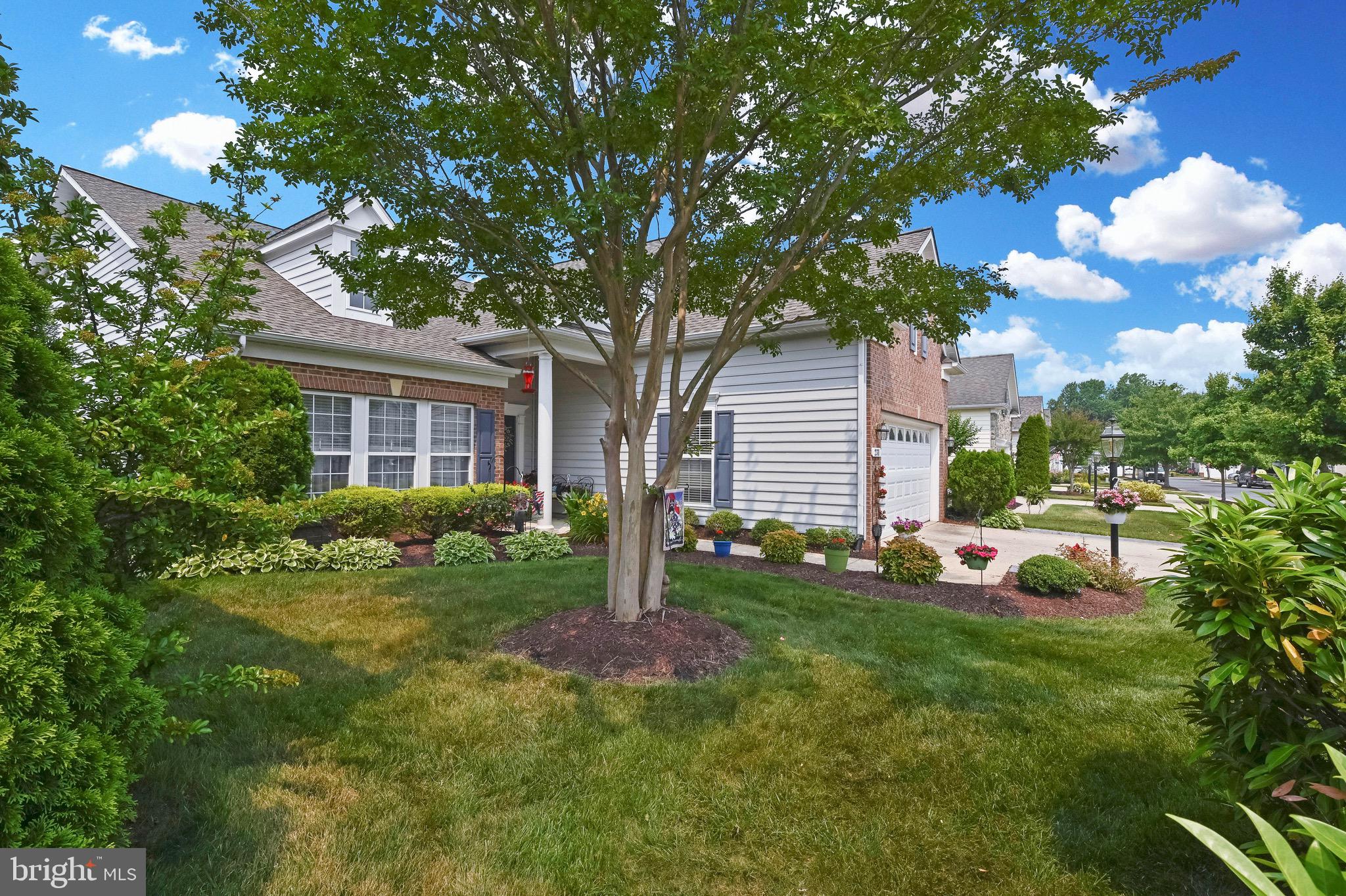 SYMPHONY VILLAGE AT CENTREVILLE - Residential