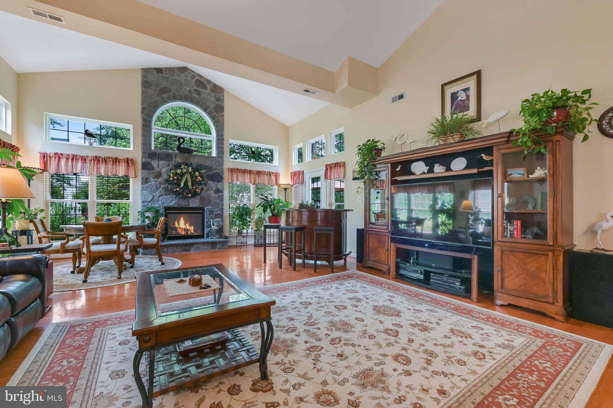 SYMPHONY VILLAGE AT CENTREVILLE - Residential