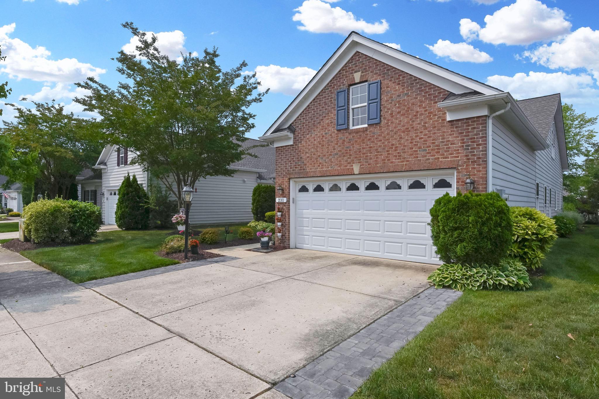 SYMPHONY VILLAGE AT CENTREVILLE - Residential