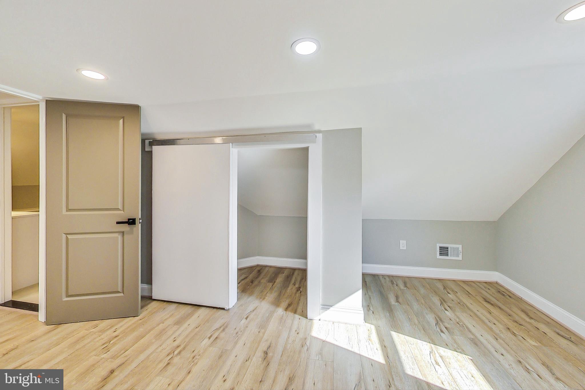 FOREST HEIGHTS - Residential