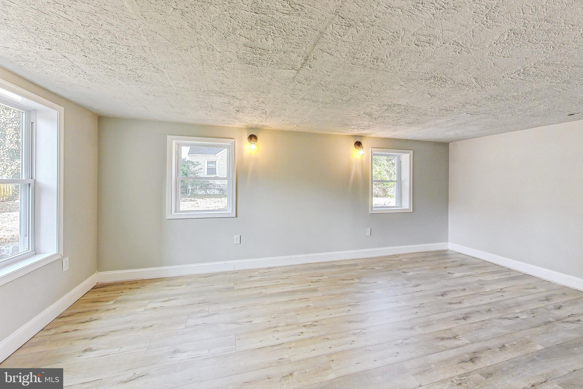 FOREST HEIGHTS - Residential