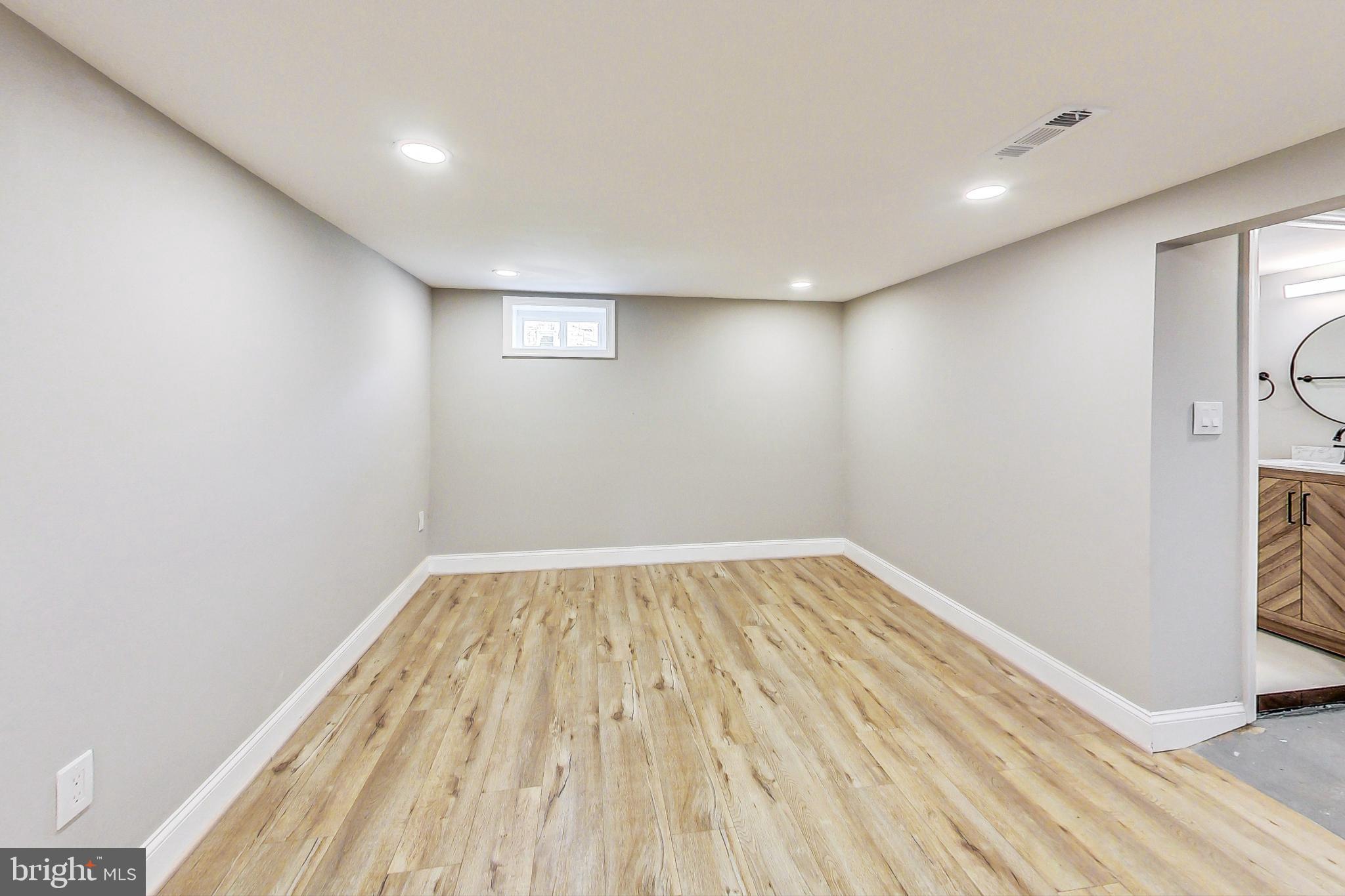 FOREST HEIGHTS - Residential