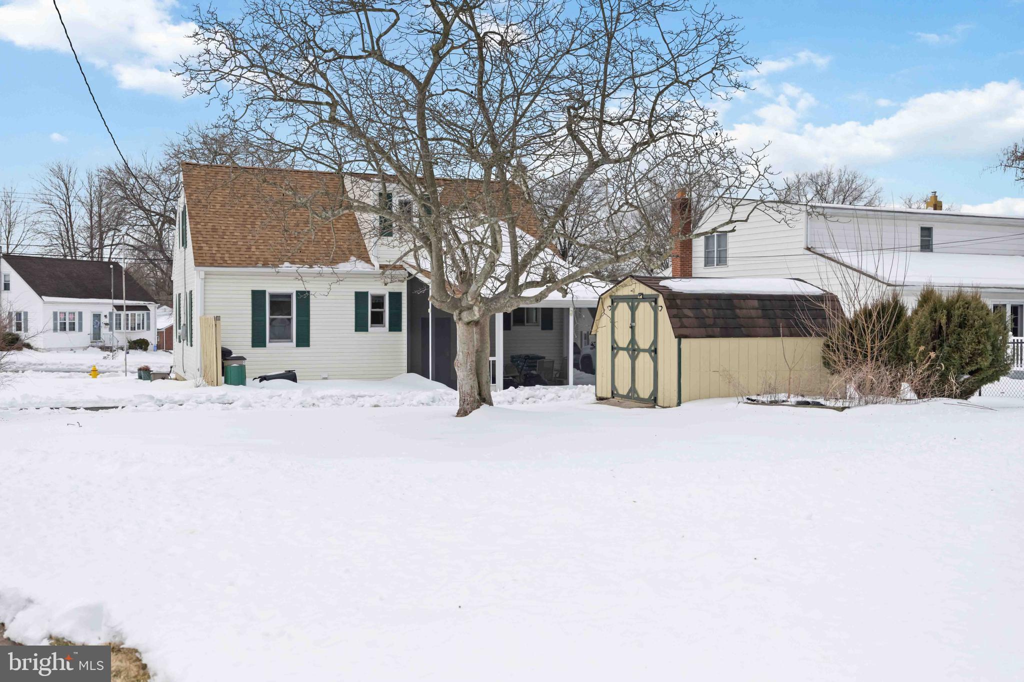 CHANDLER RUN - Residential