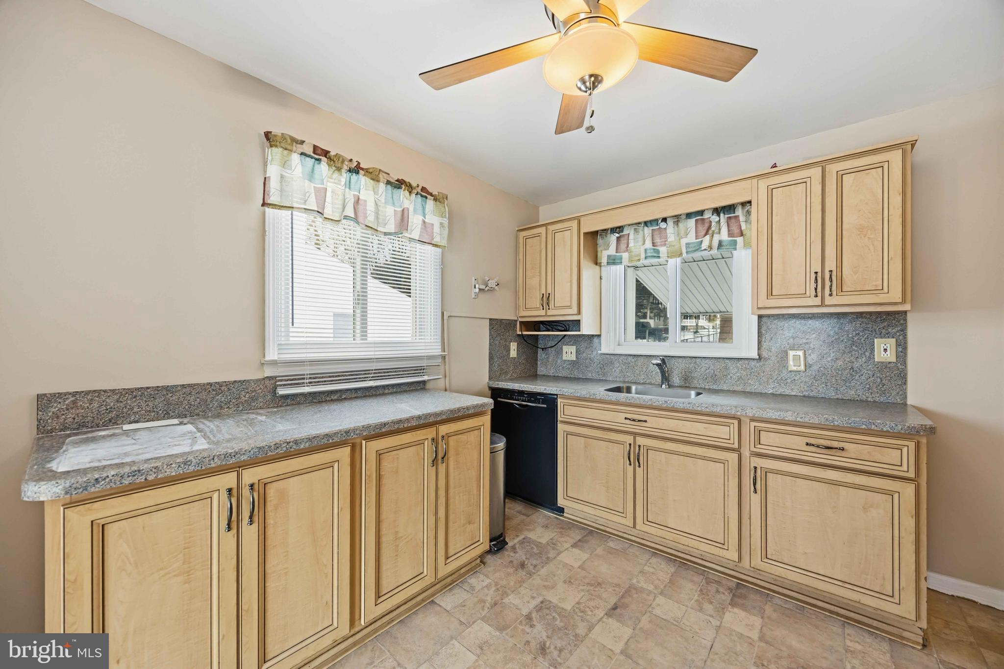 CHANDLER RUN - Residential