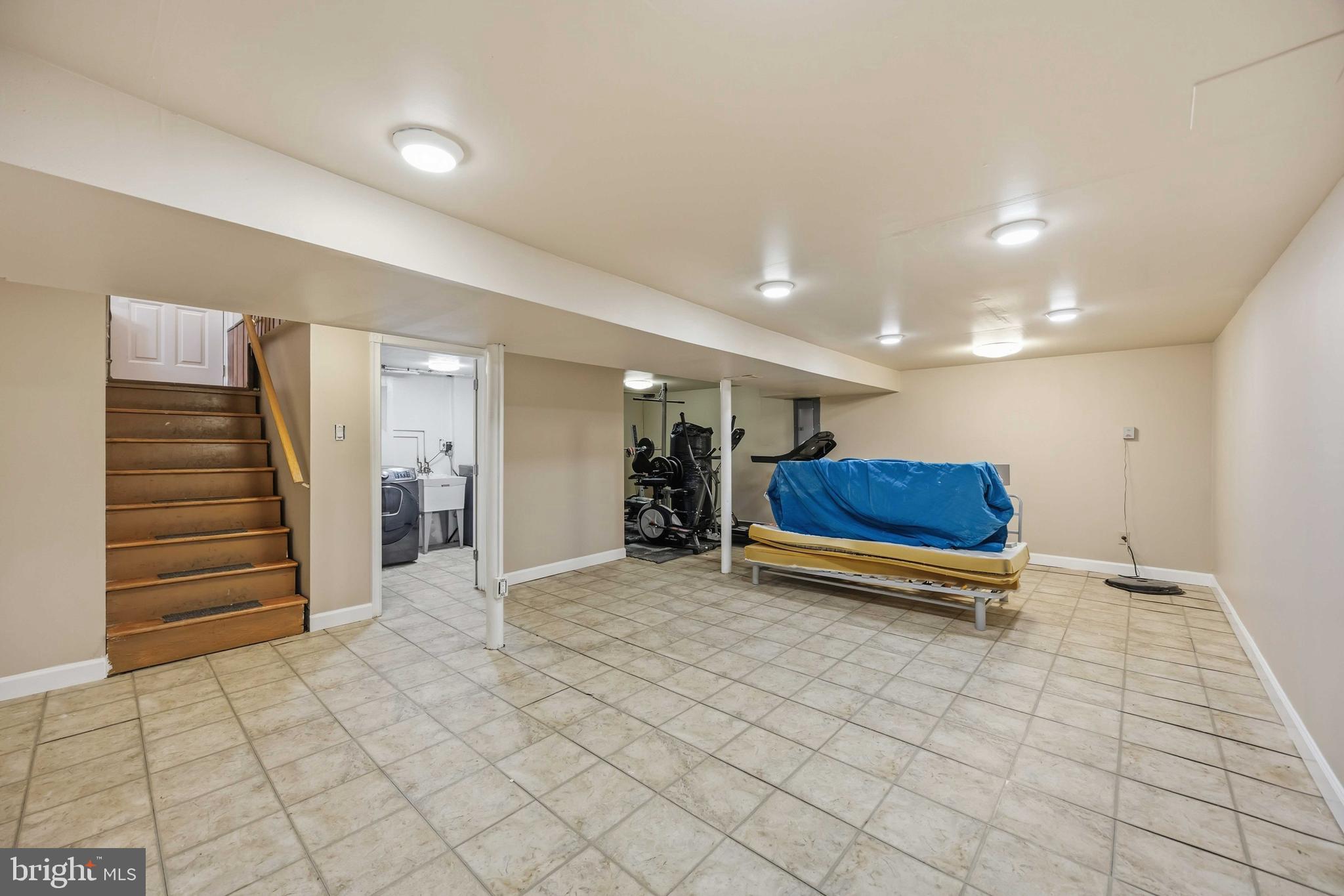 CHANDLER RUN - Residential