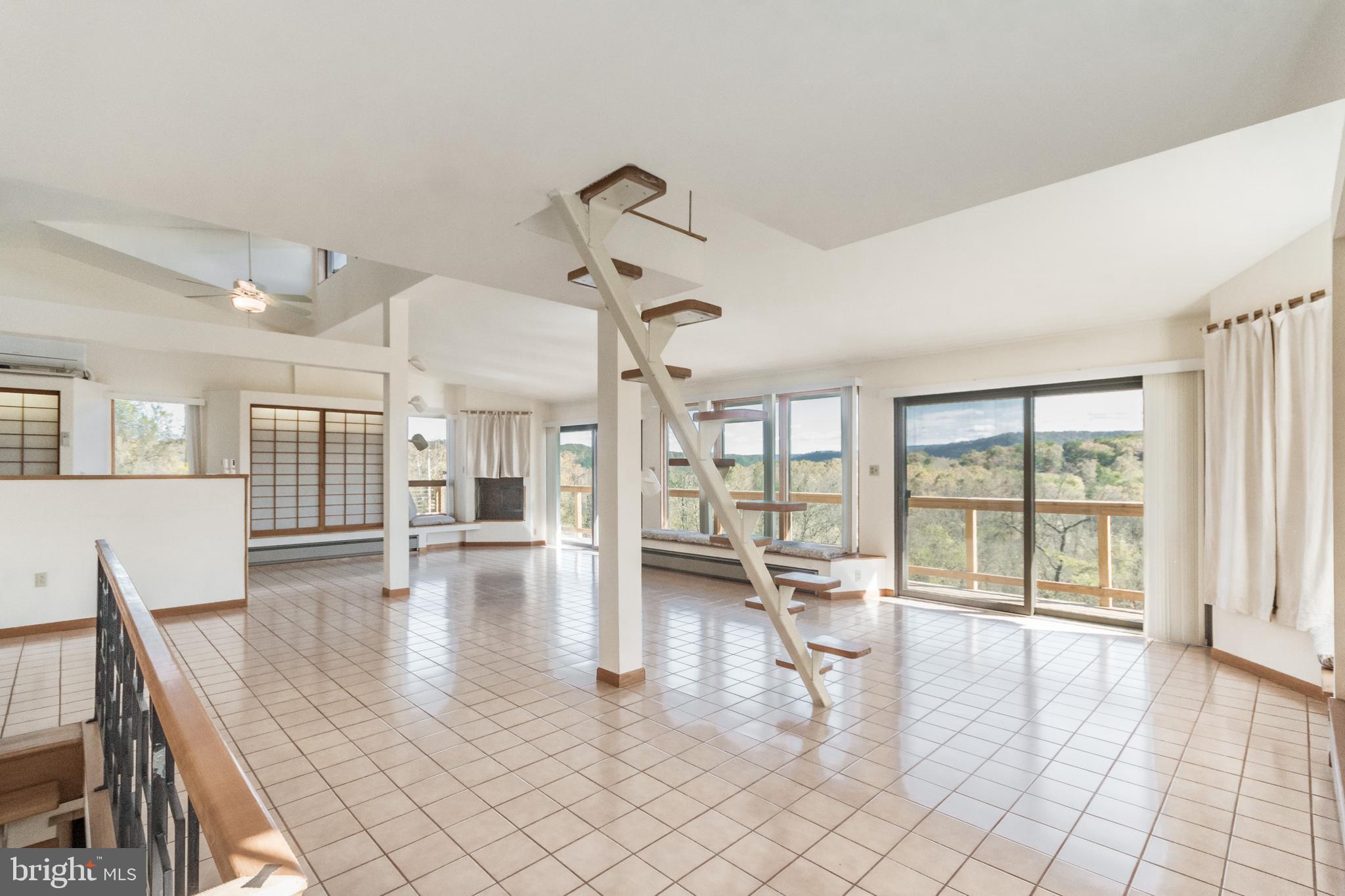 GREEN SPRING - Residential