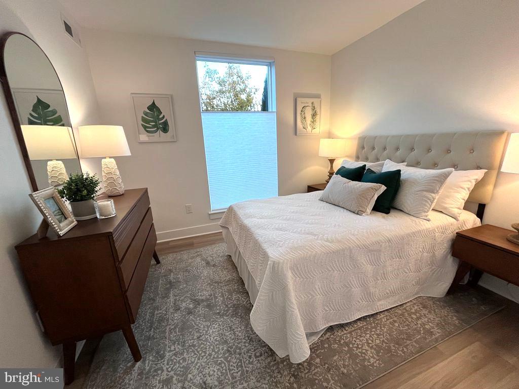 OLD TOWN ALEXANDRIA - Residential