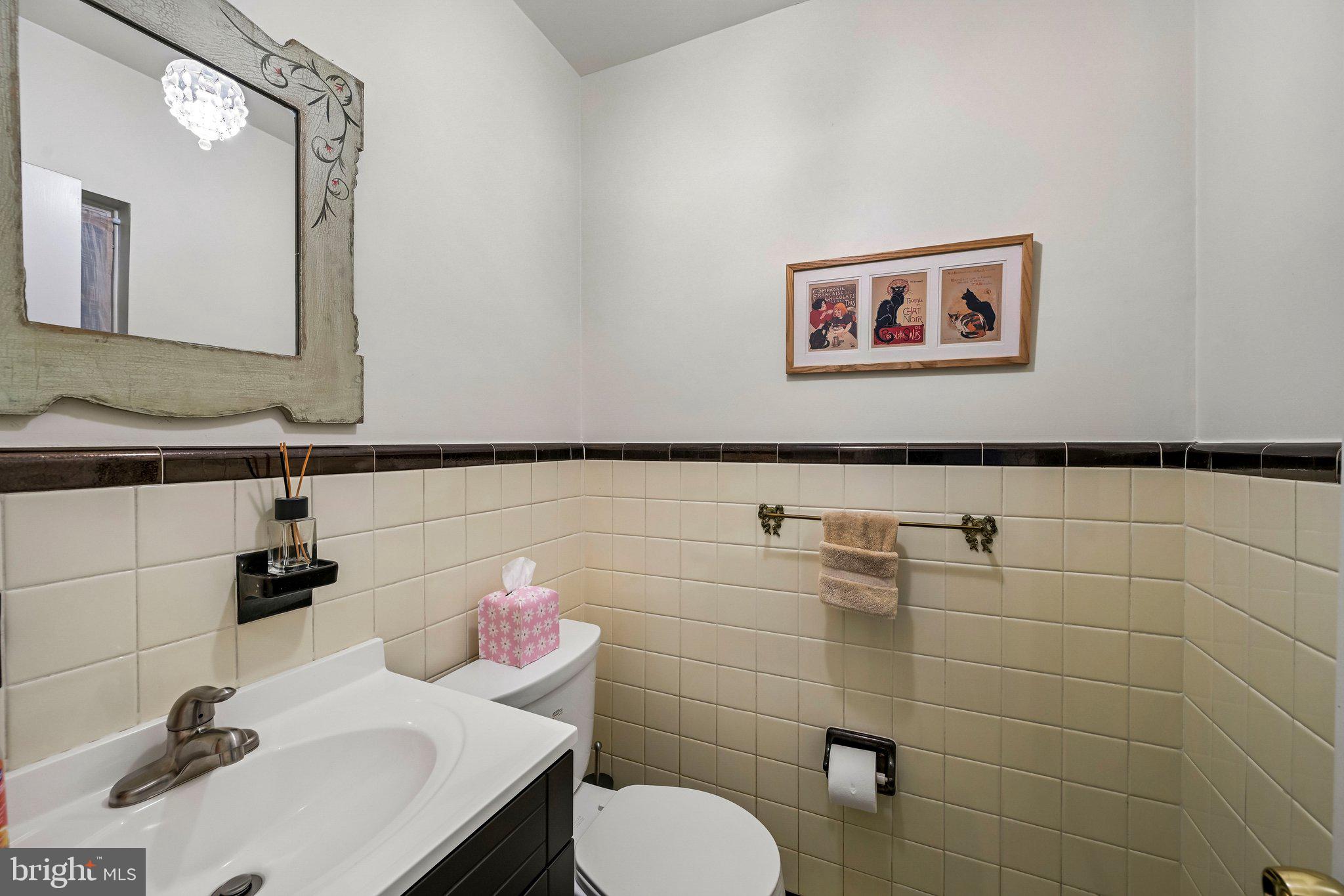 CHELTENHAM - Residential