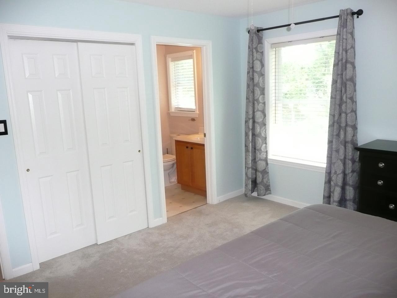 NEWPORTVILLE - Residential