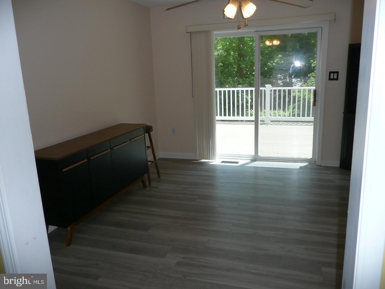 NEWPORTVILLE - Residential