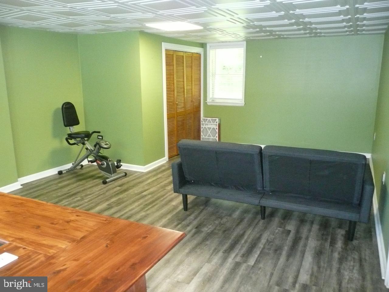 NEWPORTVILLE - Residential