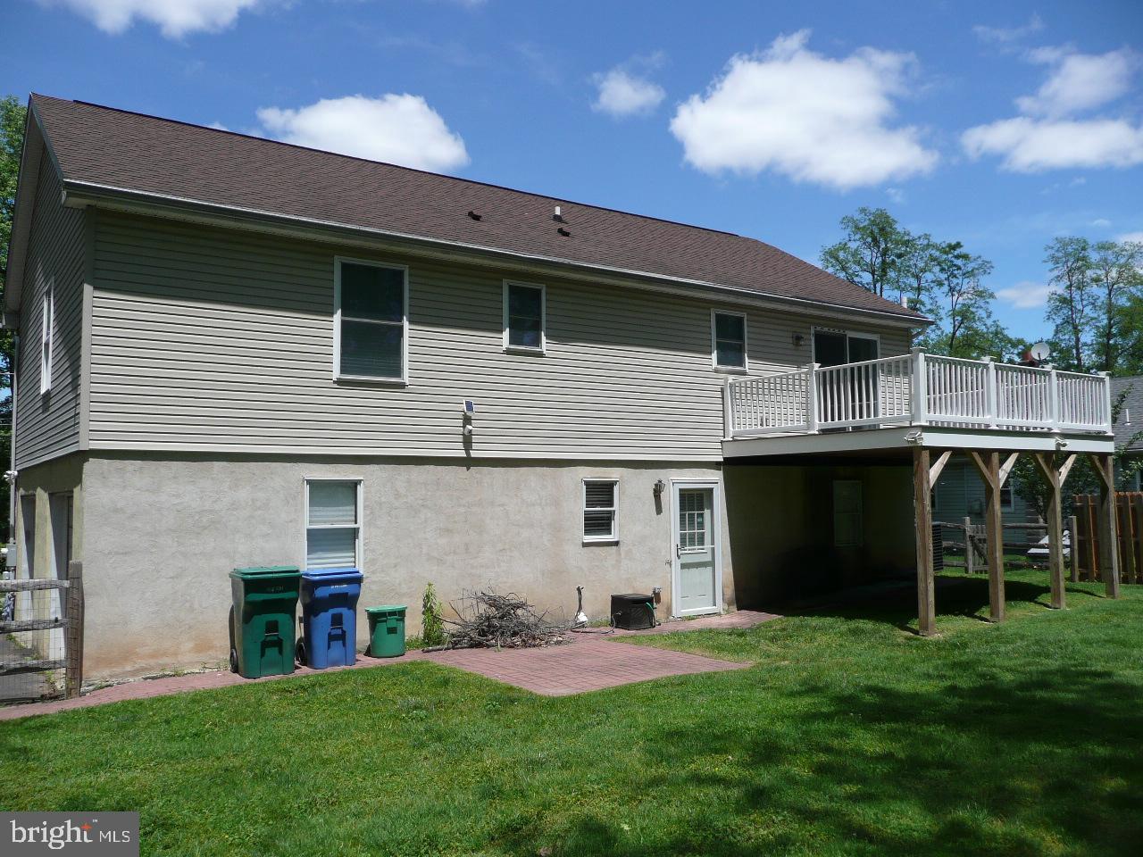 NEWPORTVILLE - Residential