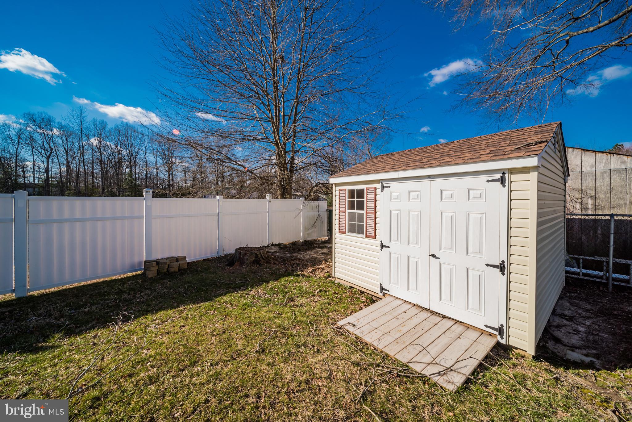 WHITE OAK VILLAGE SUB - Residential