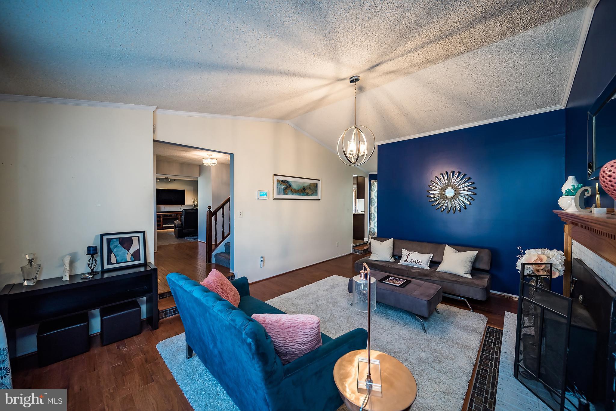 WHITE OAK VILLAGE SUB - Residential