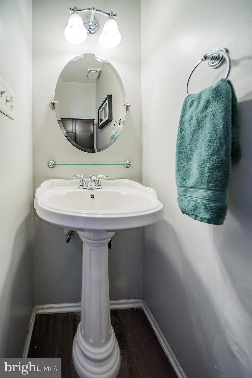 WHITE OAK VILLAGE SUB - Residential