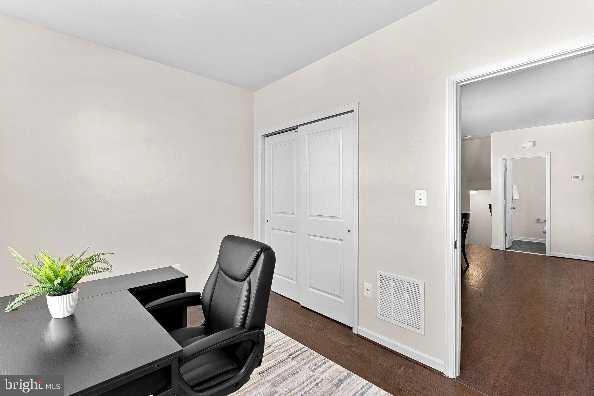 RIDGES AT LOUDOUN VALLEY - Residential