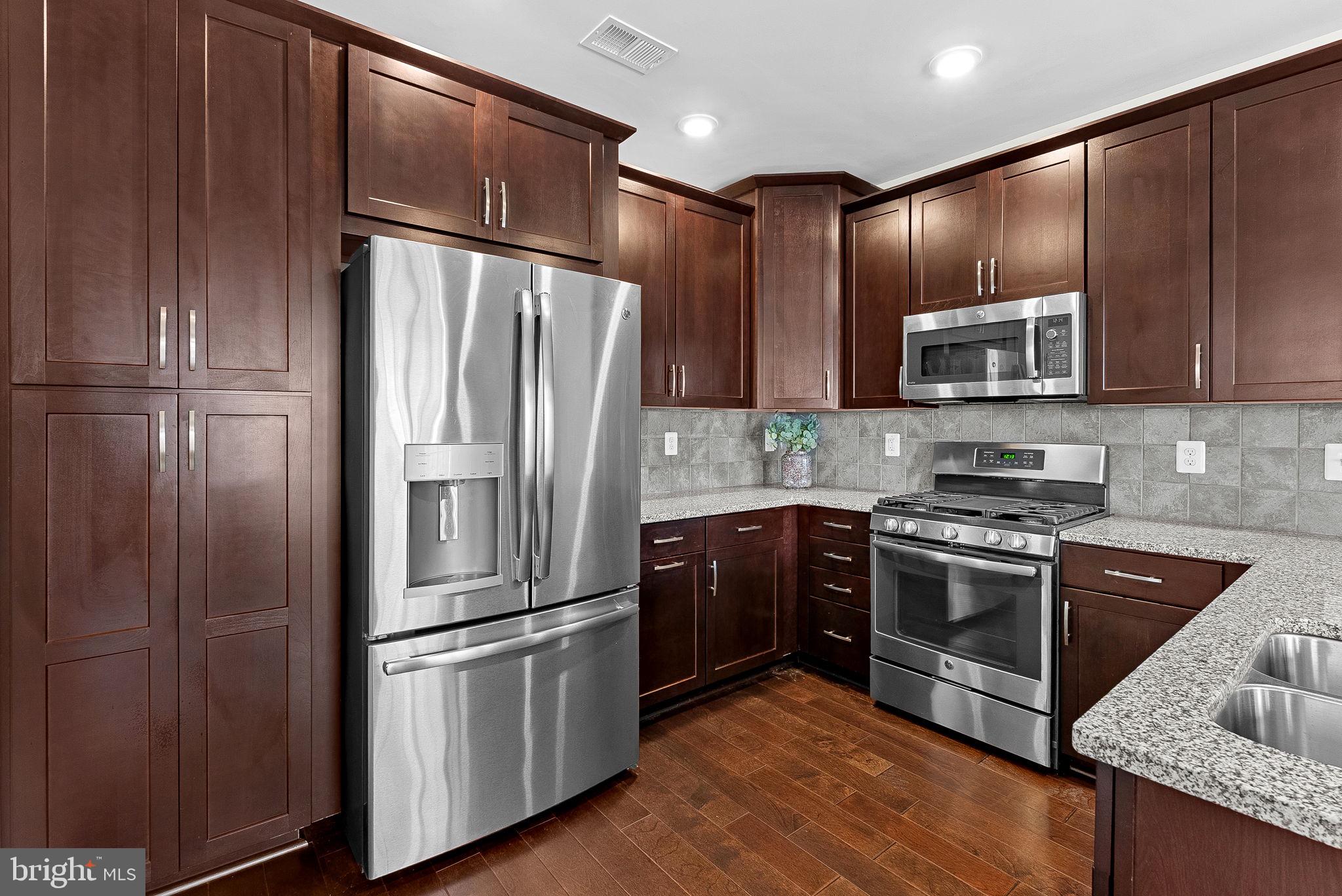 RIDGES AT LOUDOUN VALLEY - Residential