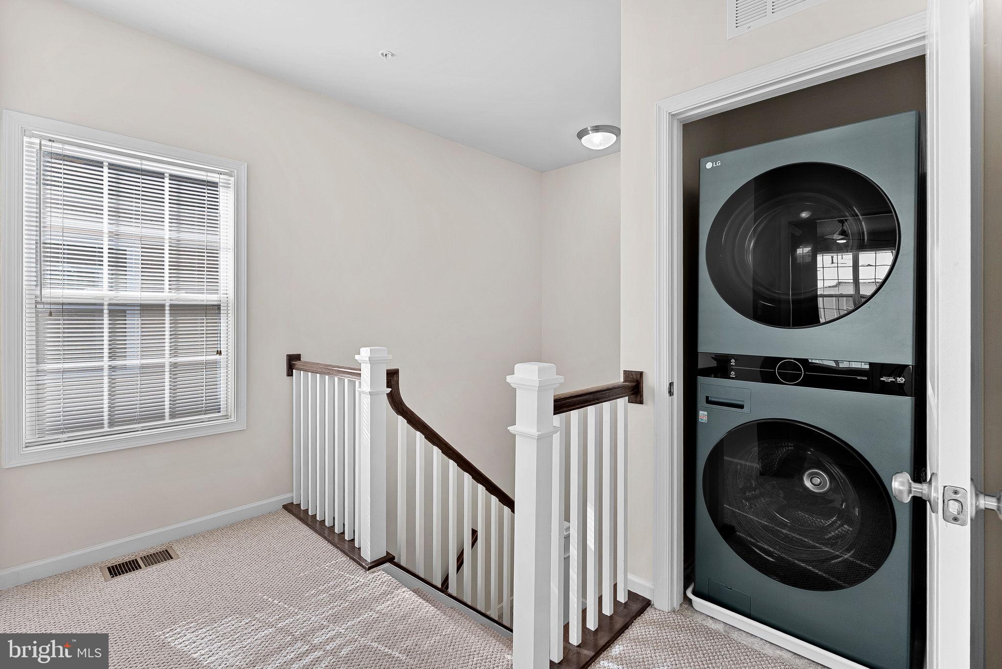 RIDGES AT LOUDOUN VALLEY - Residential