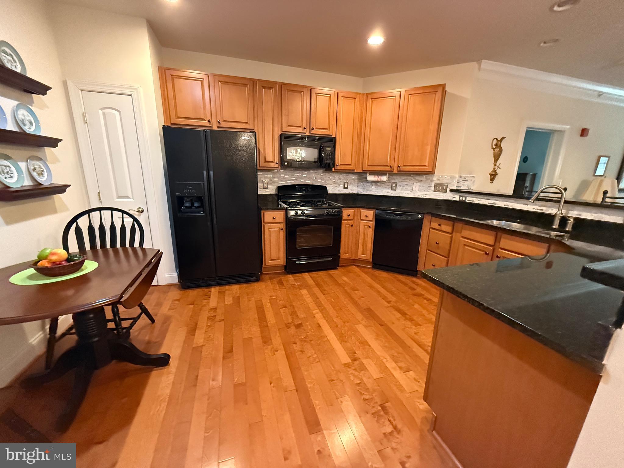 OVERLOOK AT MACPHAIL WOODS - Residential