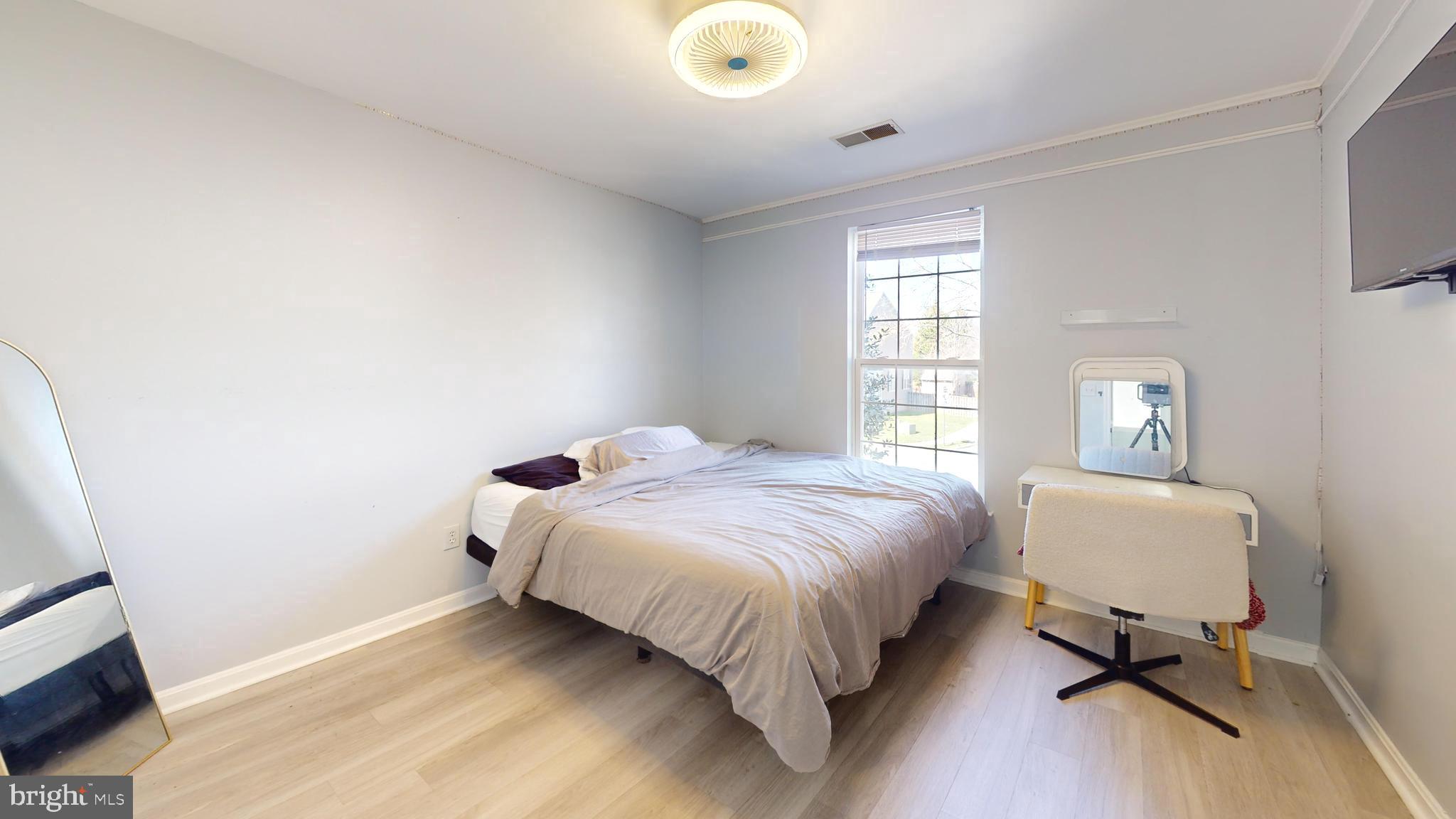 DEARBOUGHT - Residential