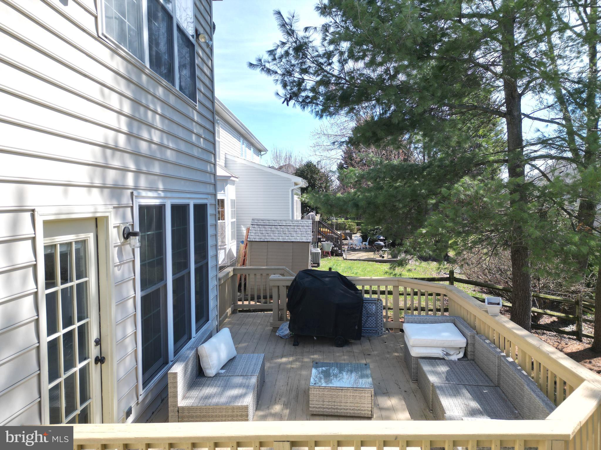 DEARBOUGHT - Residential