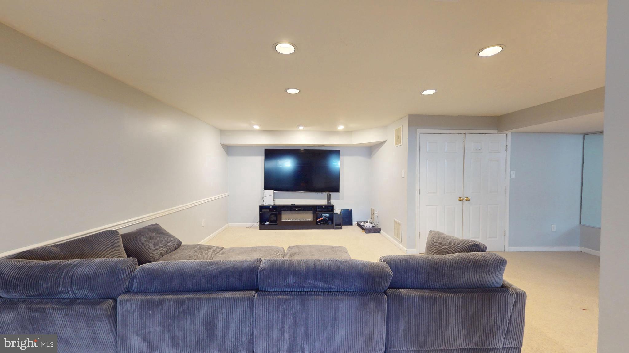 DEARBOUGHT - Residential