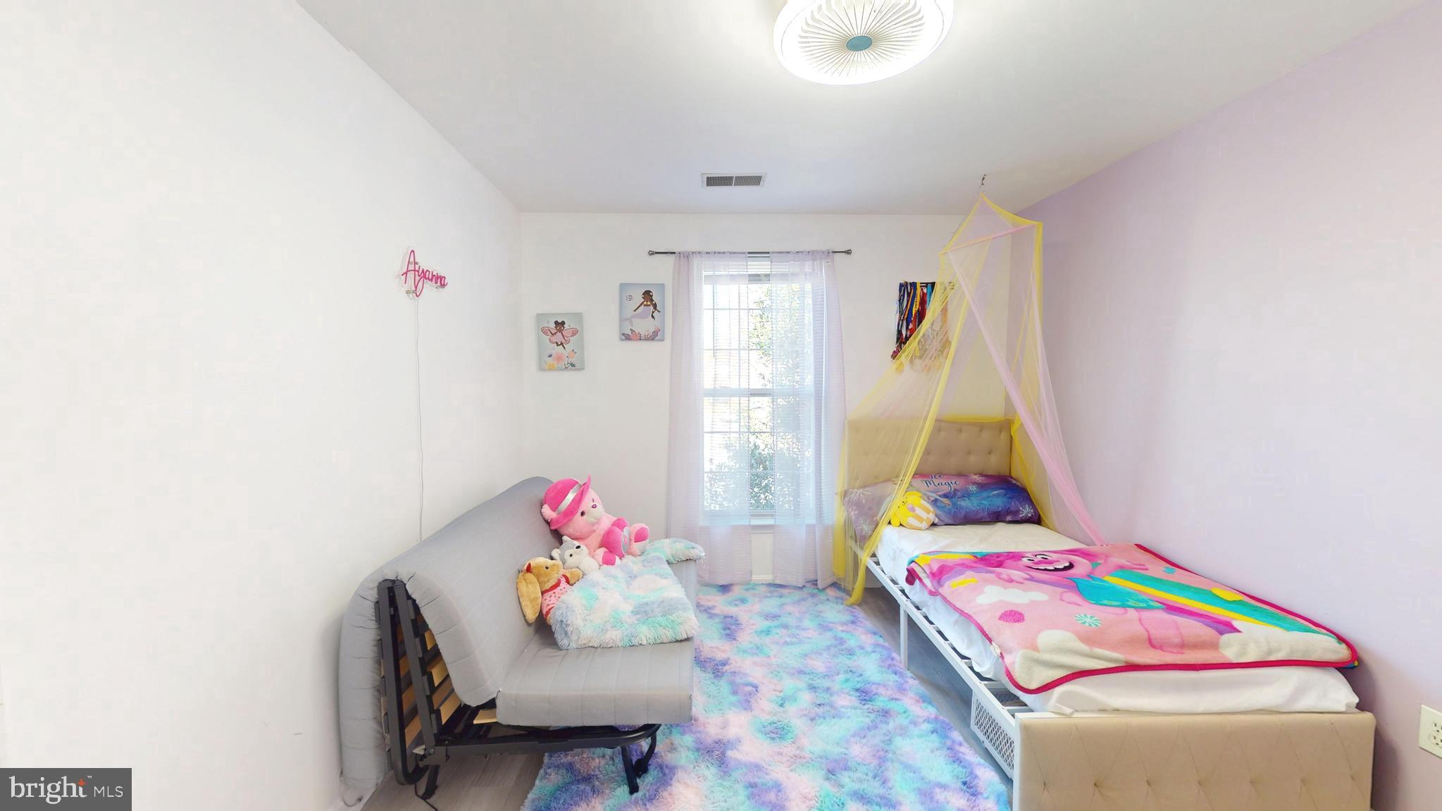 DEARBOUGHT - Residential