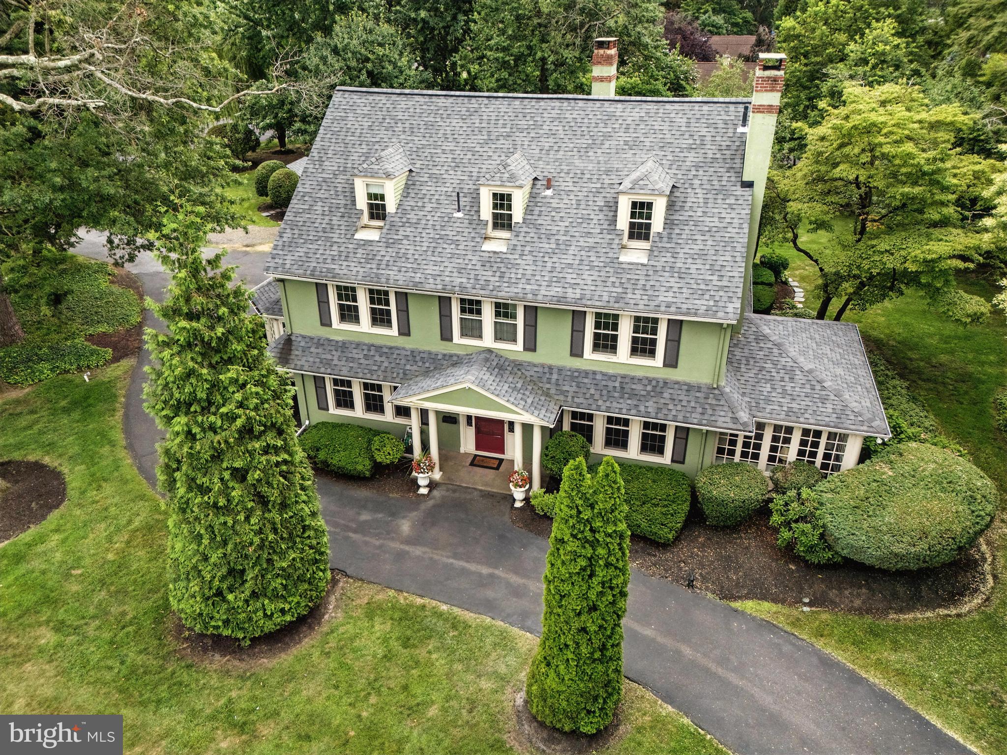 1105 GOLF ROAD