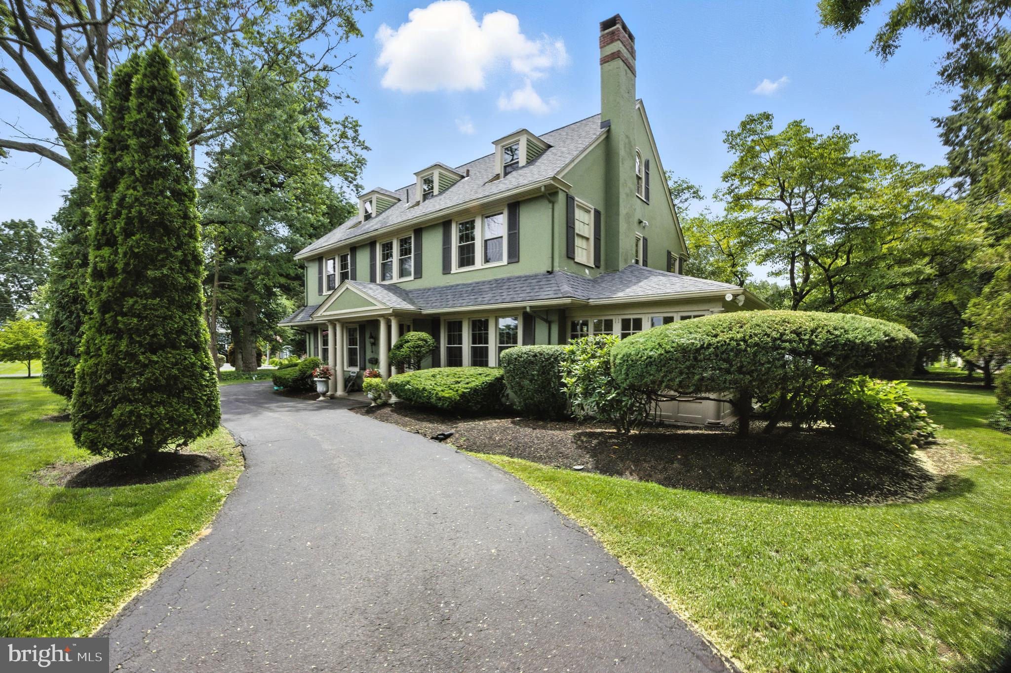 1105 GOLF ROAD