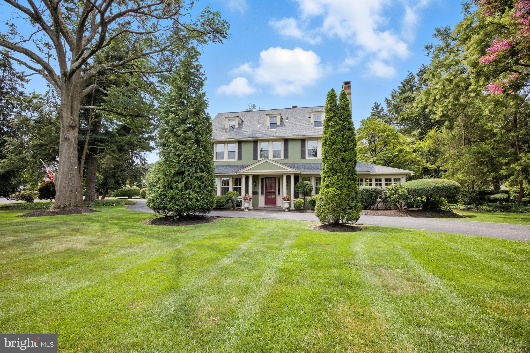 1105 GOLF ROAD