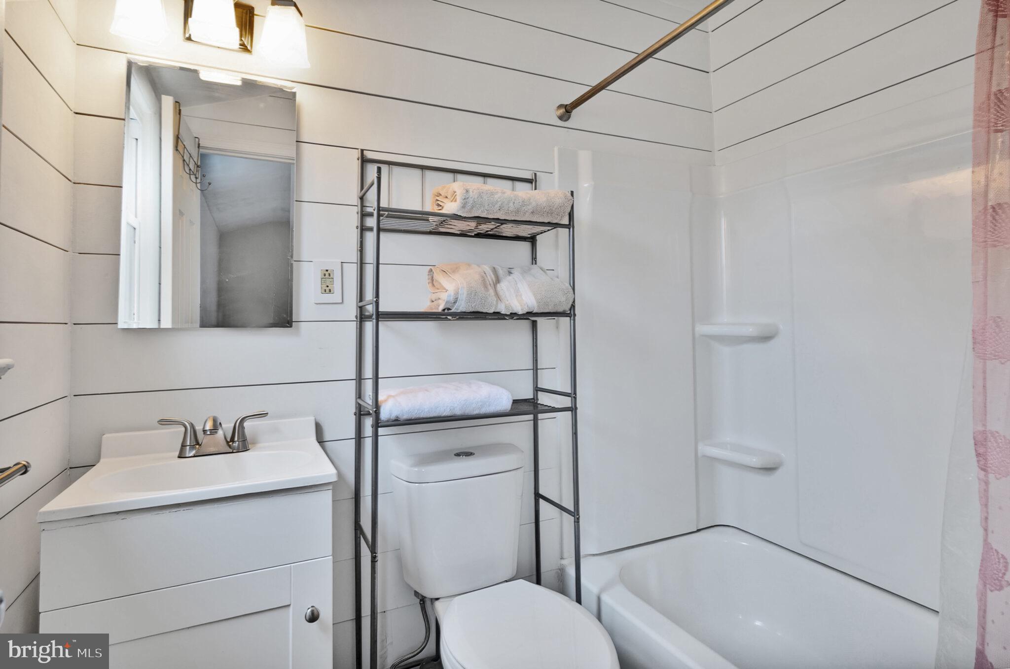 GOOD LUCK ESTATES - Residential