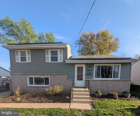 7507 Dover Lane, Lanham, MD 20706 - #: MDPG2183036