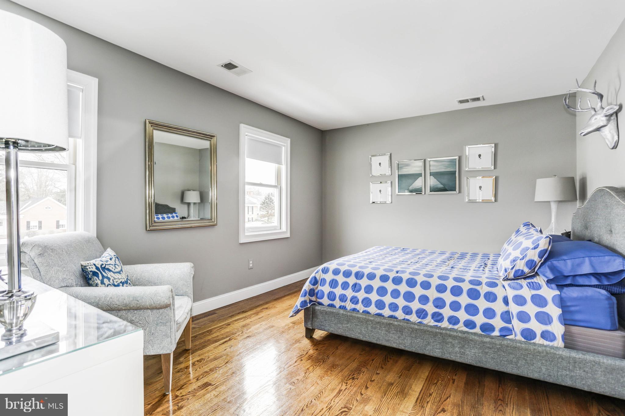 MCAULEY PARK - Residential