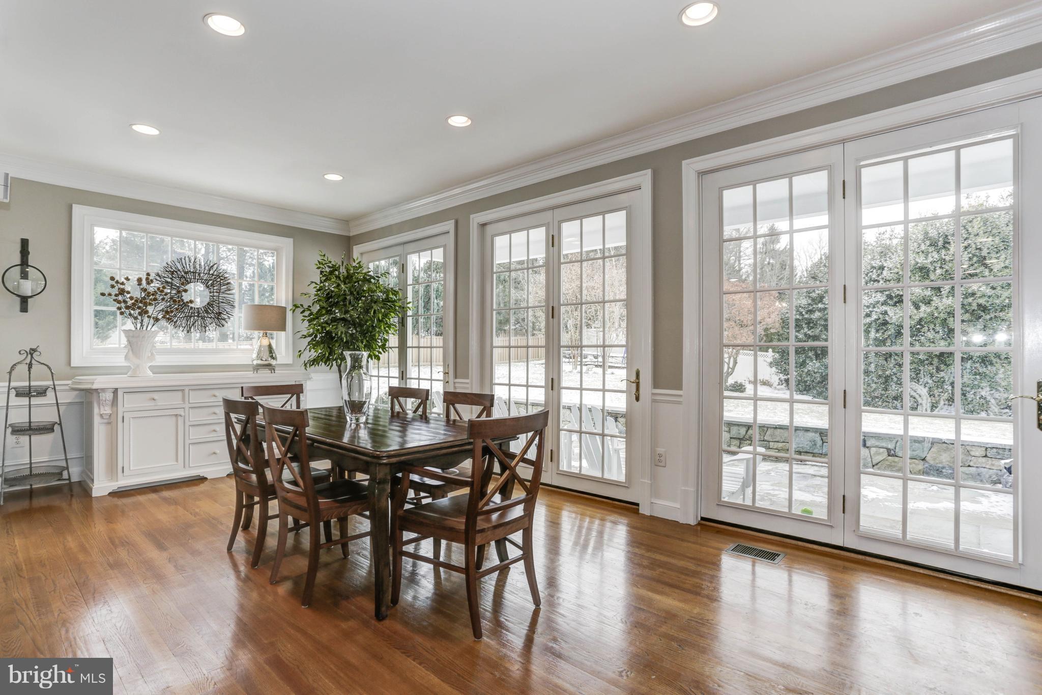 MCAULEY PARK - Residential