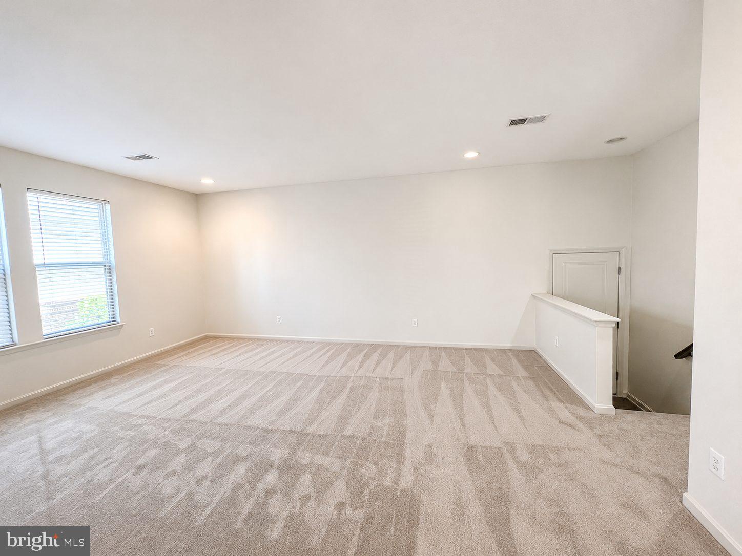 22806 BREEZY HOLLOW DRIVE