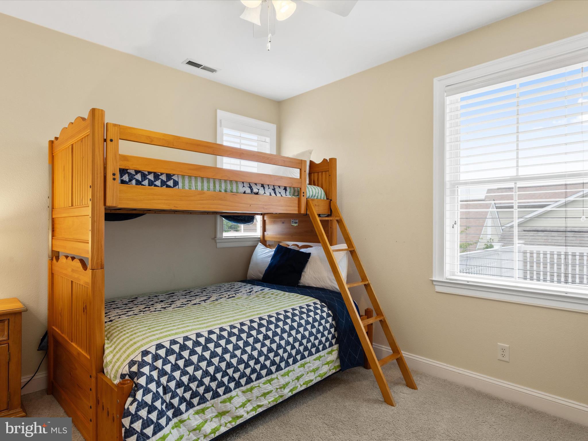 BAYSIDE - Residential