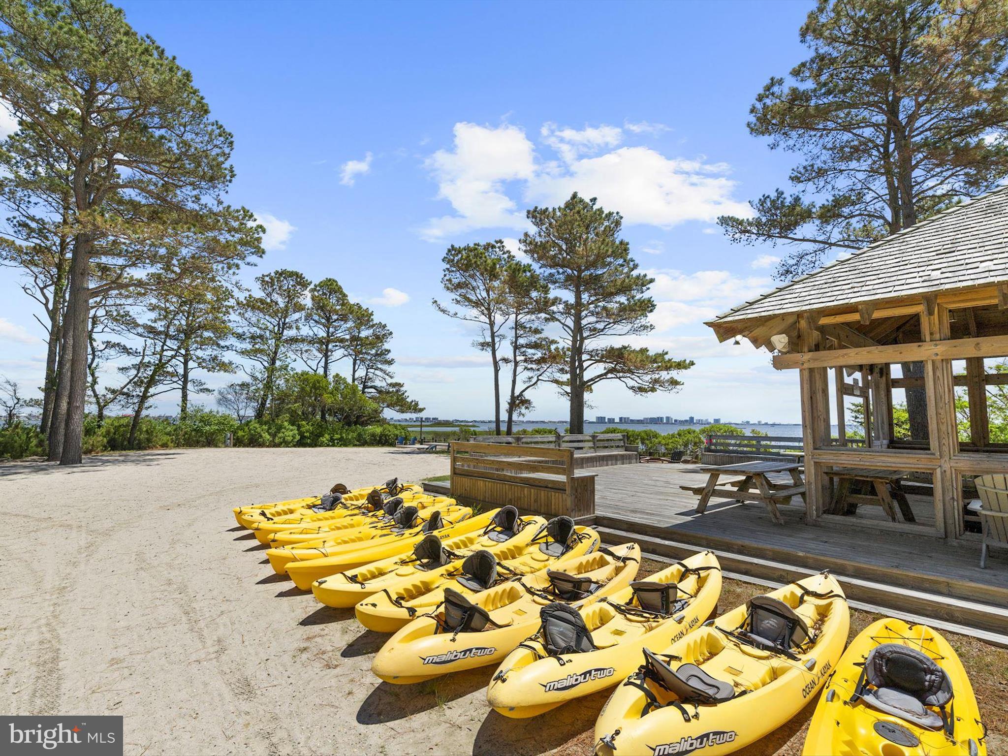 BAYSIDE - Residential