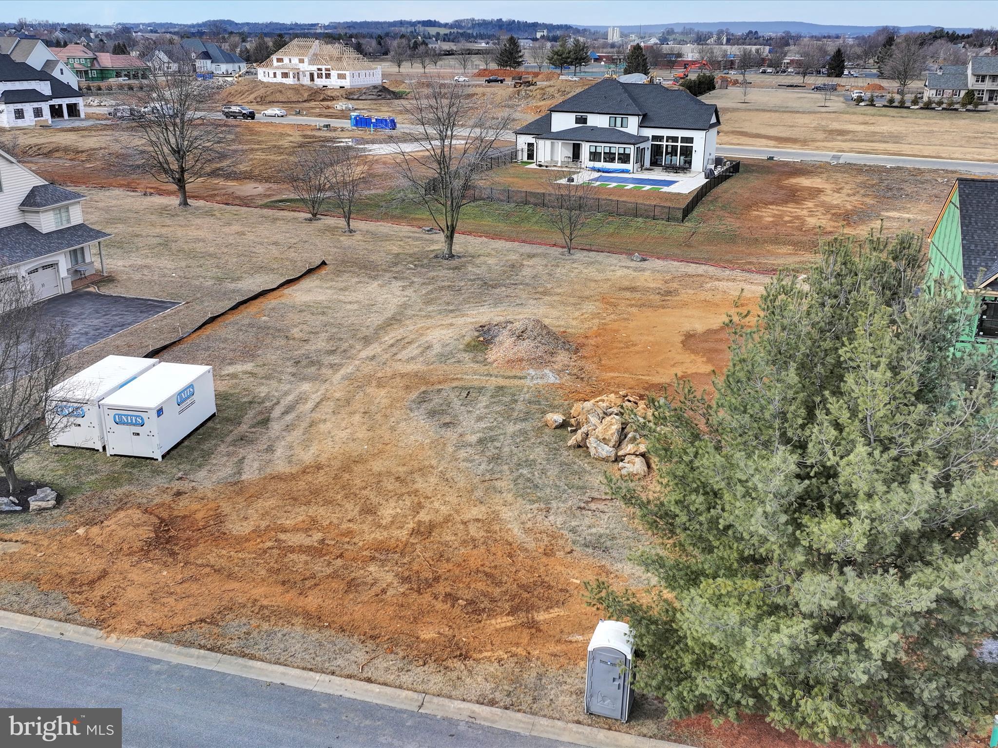 STONEHENGE - Residential