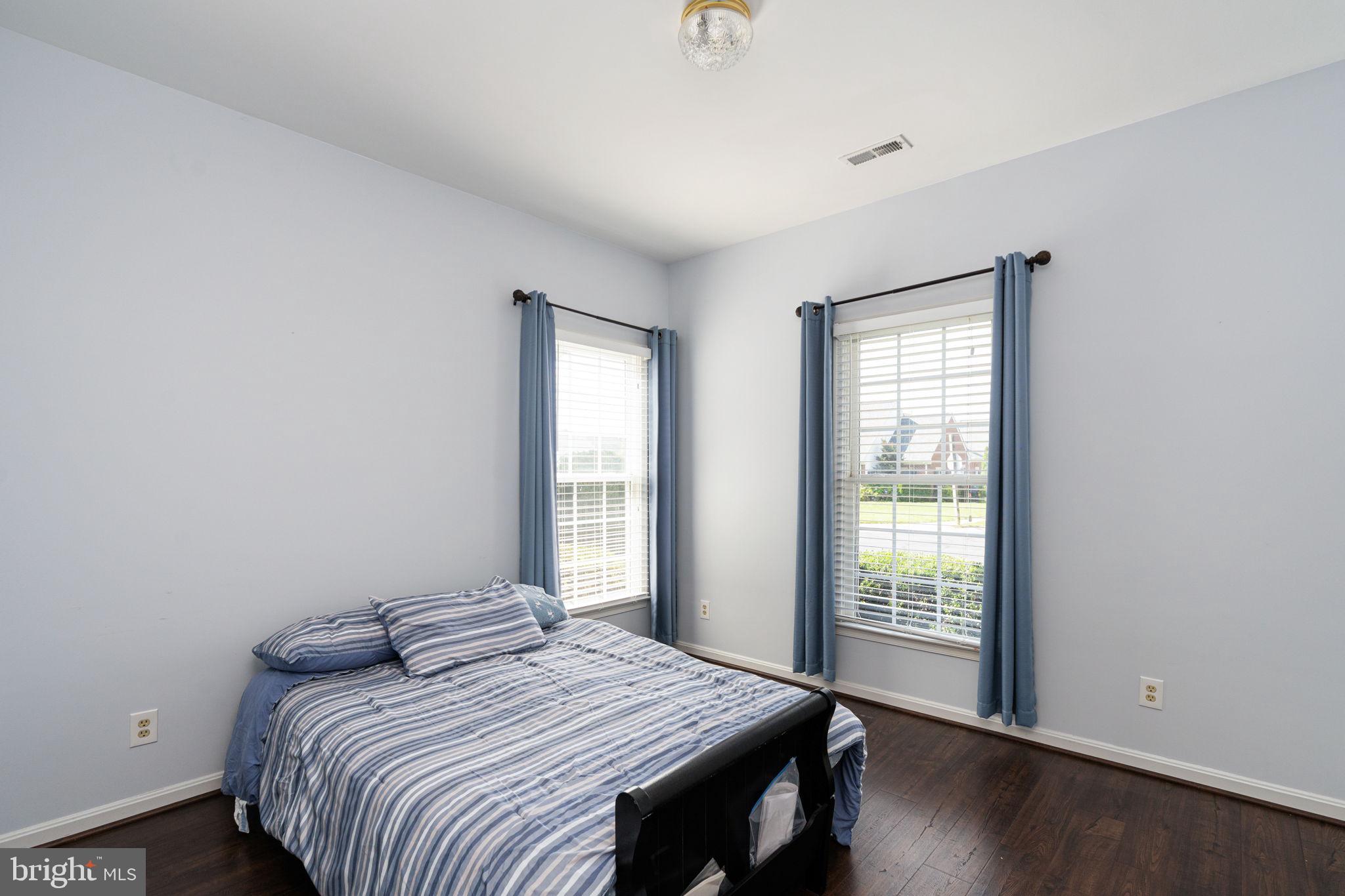 SALEM FIELDS - Residential