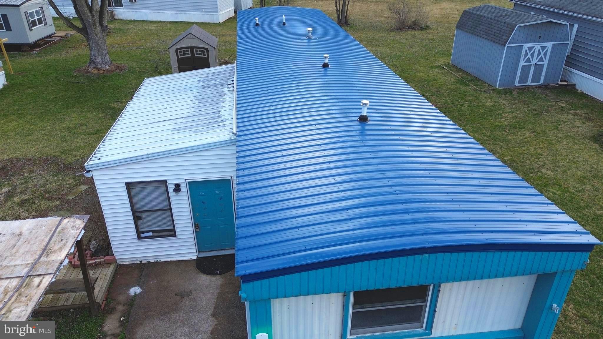 PINE MANOR MHP - Residential