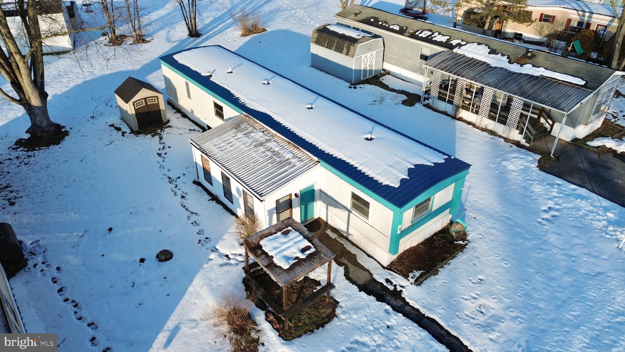 PINE MANOR MHP - Residential